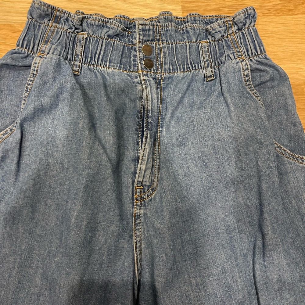 H&M High Waisted Paper-bag Jeans